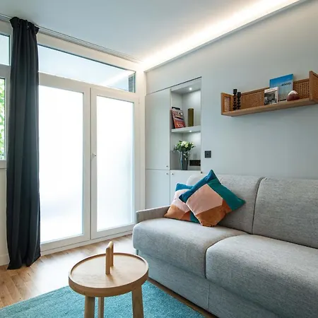 New - Superbe 1 Bdr Appt - Design 60's - 15e Appartamento *