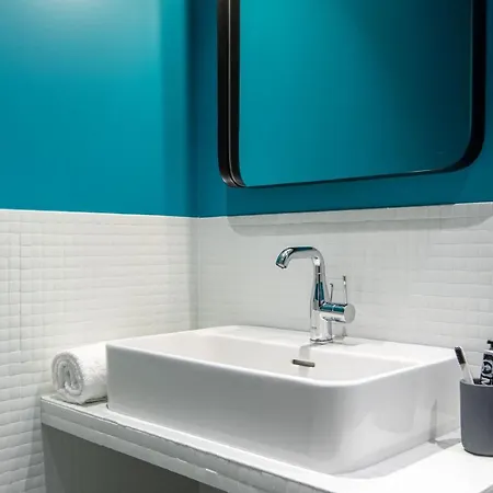 New - Superbe 1 Bdr Appt - Design 60's - 15e Parigi
