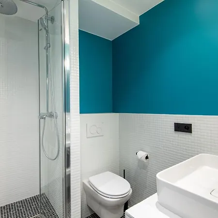New - Superbe 1 Bdr Appt - Design 60's - 15e Appartamento