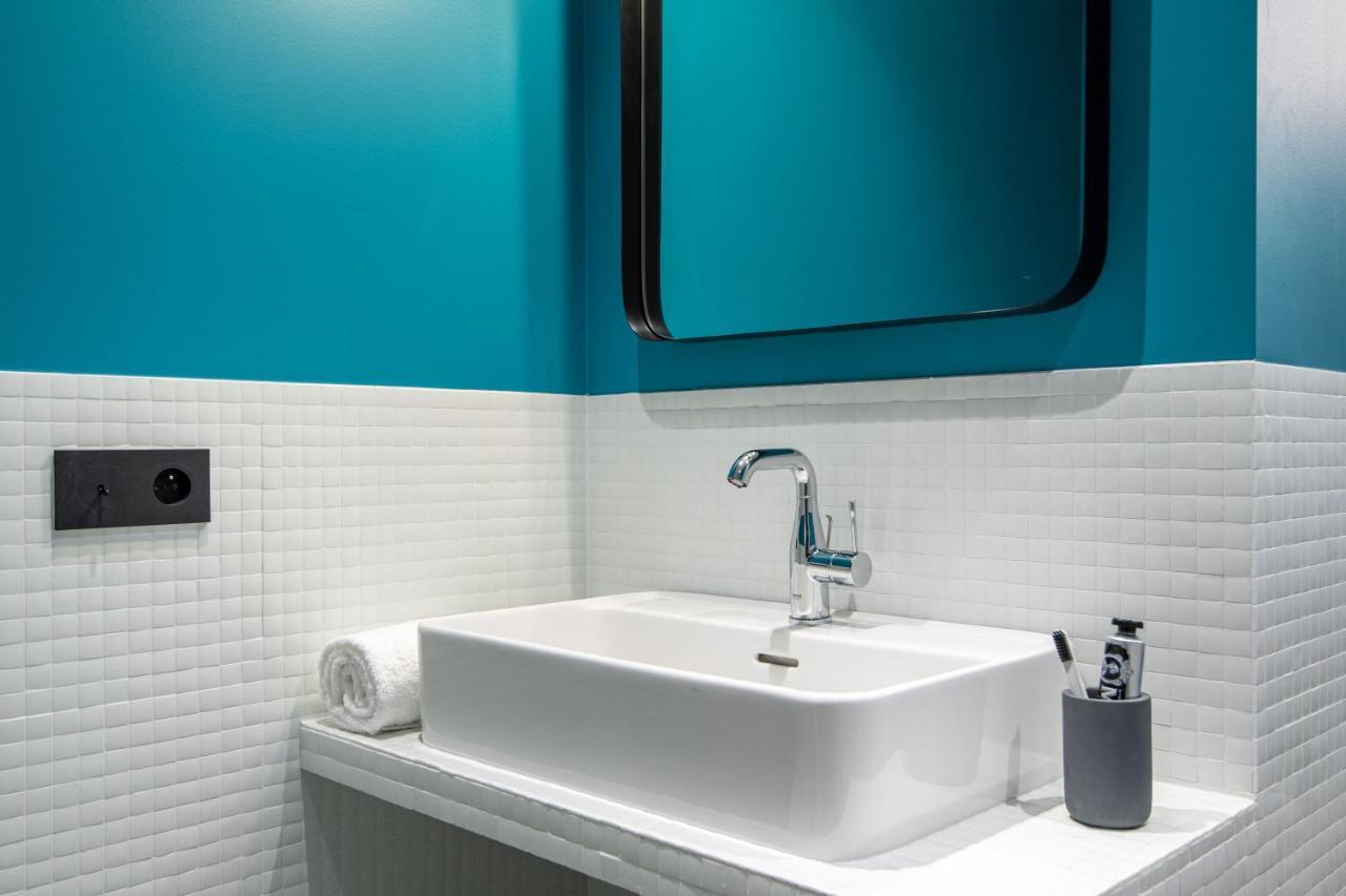 New - Superbe 1 Bdr Appt - Design 60's - 15e Parigi